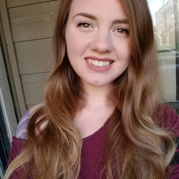 Meet your Posher, Stacia - Picture 1 of 1